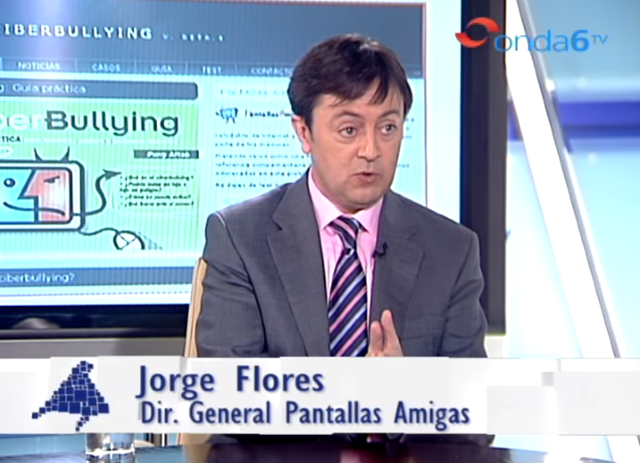 Jorge Flores, director de PantallasAmigas, entrevistado en Onda 6 TV