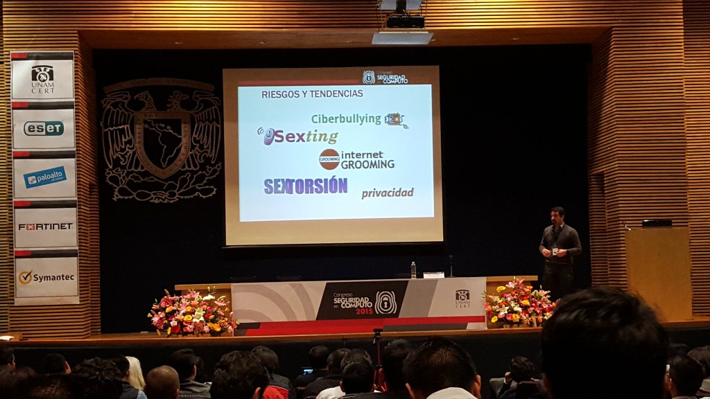 Promoción de la cultura de ciberseguridad y privacidad en el Congreso Seguridad en Cómputo de UNAM-CERT, México