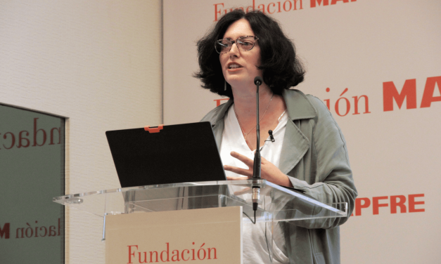 «Uso problemático del móvil y redes sociales», Reflexiones de Ana Estévez en las IV Jornadas Salud Digital